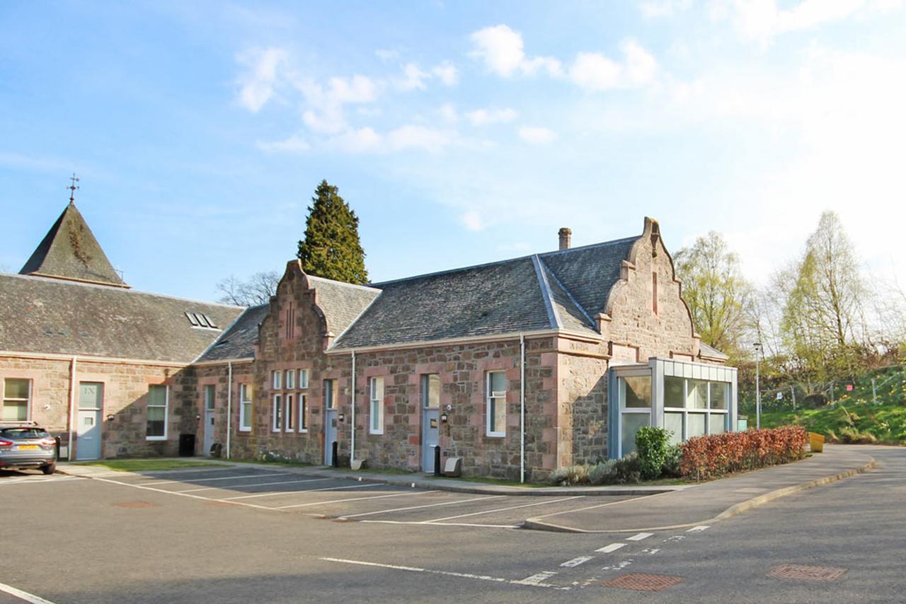 The West Wing Apartments Inverness Exterior photo